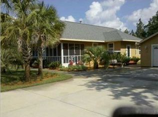 422 Arches Cir, Alford, FL 32420