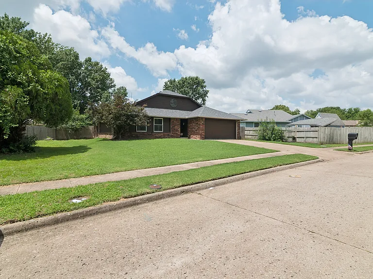 4604 S Ironwood Ave — Photo 34