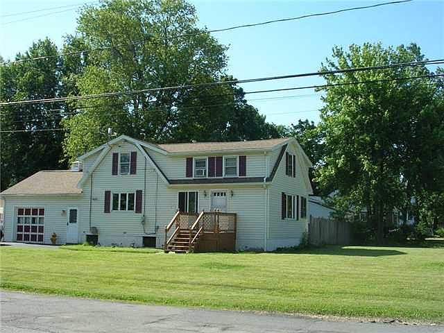 1st image of 5035 College St