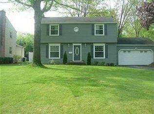 2797 Coblentz Dr, Youngstown, OH