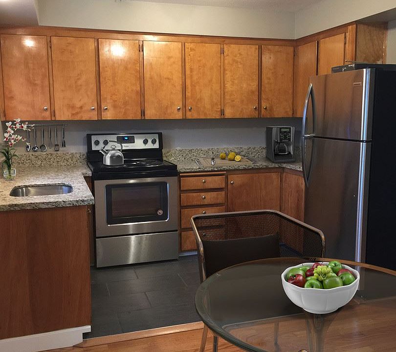 1st image of 7131 N Maryland Ave #6431882