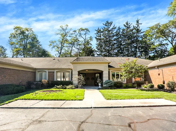 530 Bent Tree Ln, Indianapolis, IN 46260