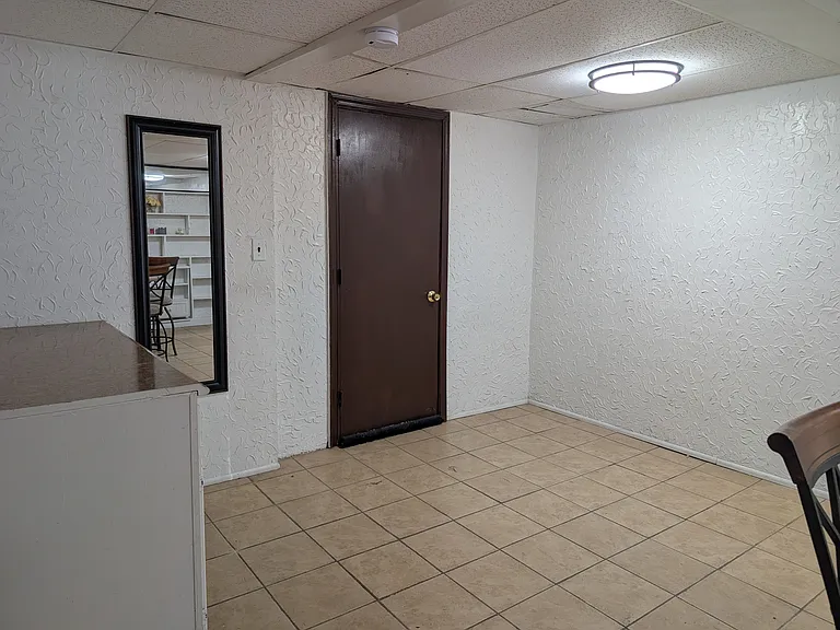 691 Ridge Rd #1A — Photo 6