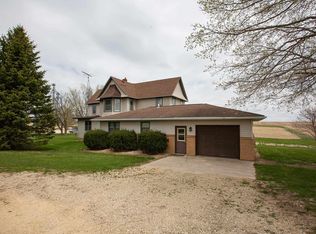 8124 Stage Rd, Lancaster, WI 53813