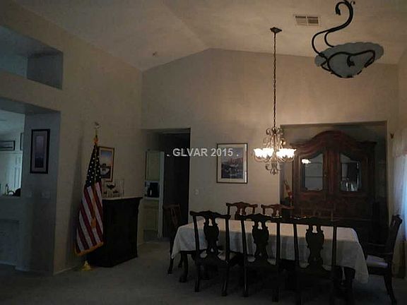 3rd image of 913 Copper Moon Ln