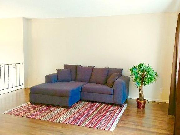 5th image of 4425 Churchill St