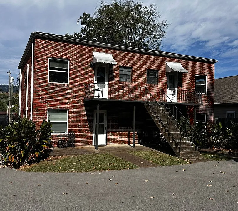 3824 Redding Rd #1