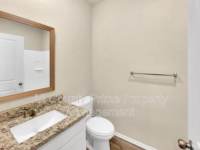 11593 Persimmon St — Photo 12