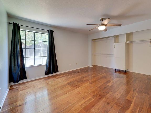 5th image of 8541 Creekside Pl