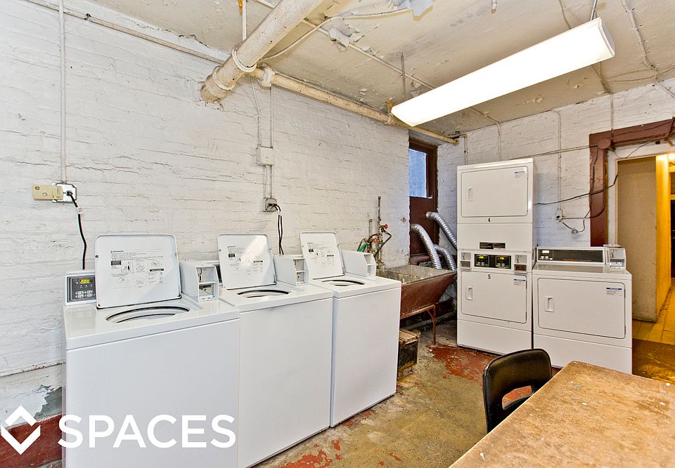 2nd image of 639 W Oakdale Ave #647-GDN