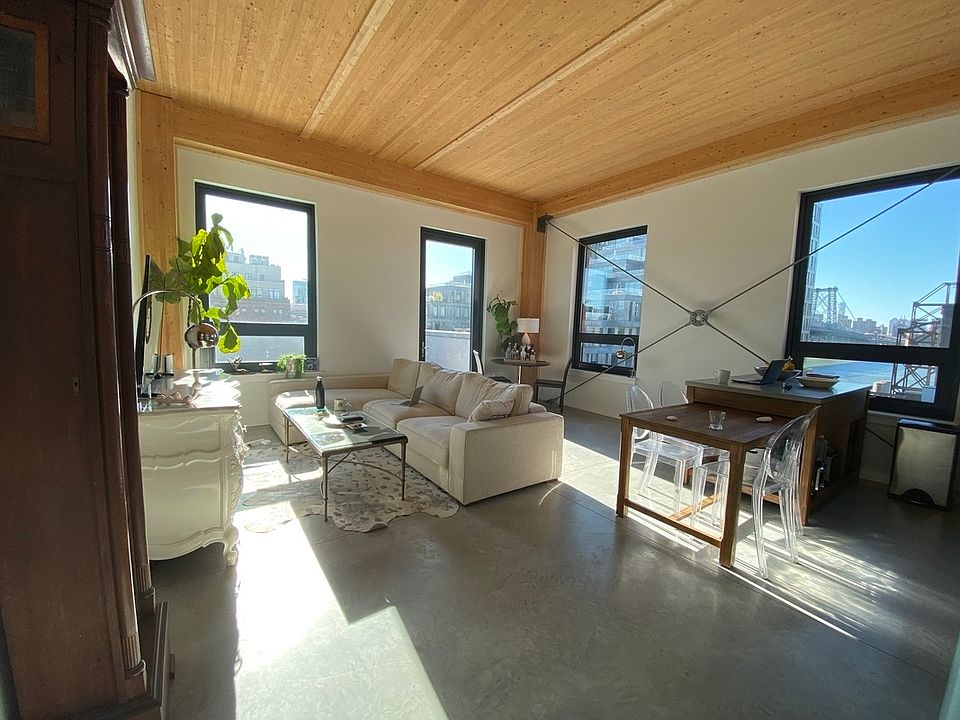 1st image of 360 Wythe Ave #503