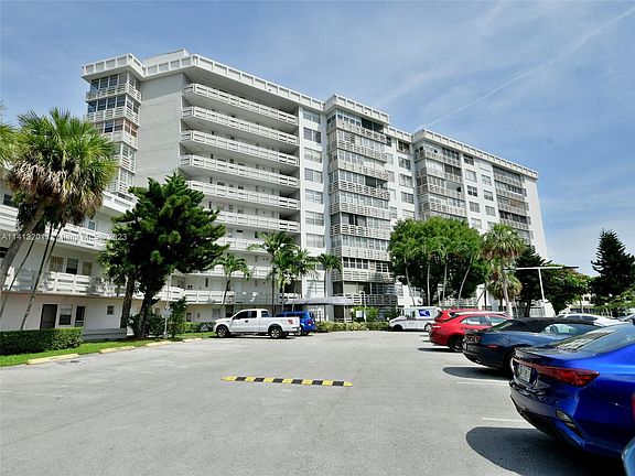 2nd image of 1401 NE Miami Gardens Dr APT 993