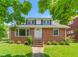 2975 Lincoln Blvd, Cleveland Heights, OH