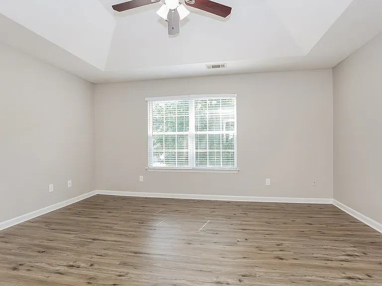 6988 Calderwood Dr — Photo 14