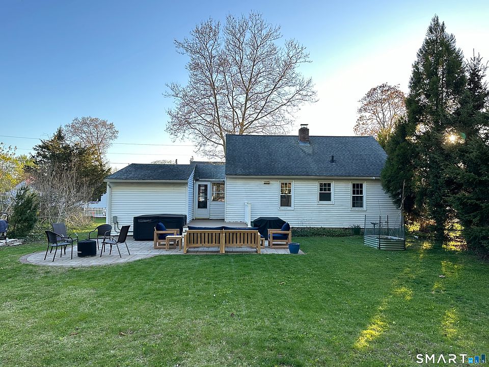 2nd image of 8 Maplewood Drive