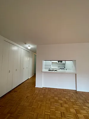 Rented by YKLL LLC | media 27