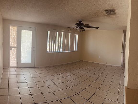 First living room (entrance)