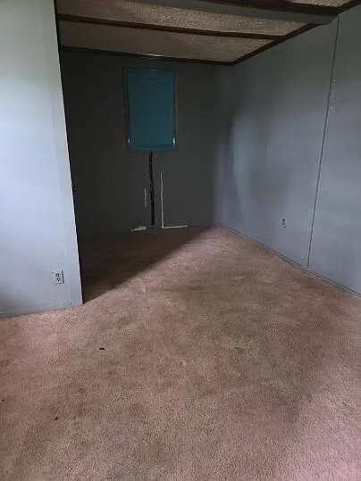1 bed, 1.0 bath, 1600 sqft, $400 — Photo 3