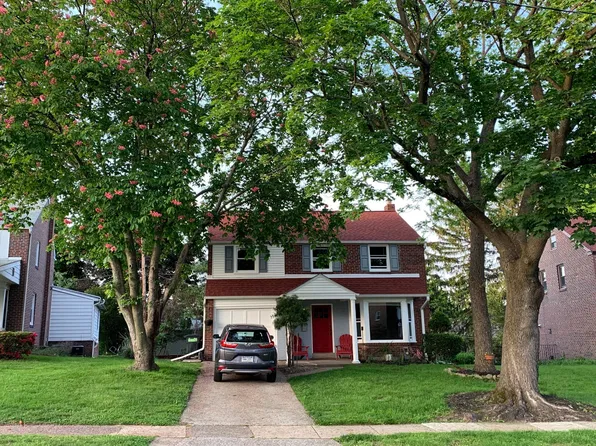1643 Surrey Ln, Havertown, PA 19083