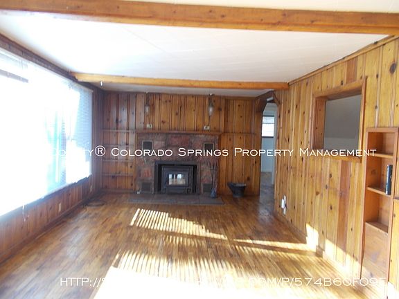 3rd image of 410 S Fairview St