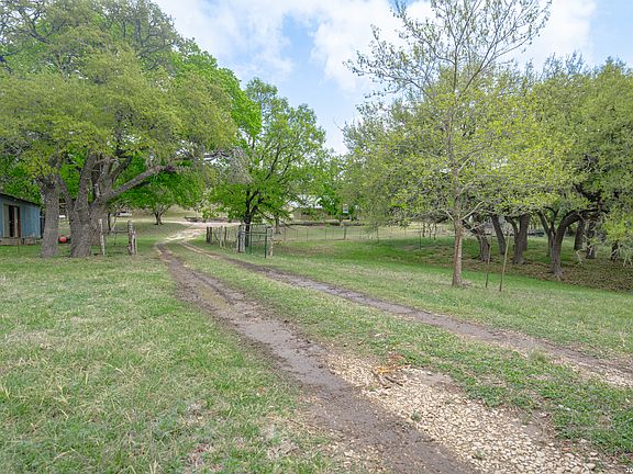 4th image of 535 Camino Real Rd