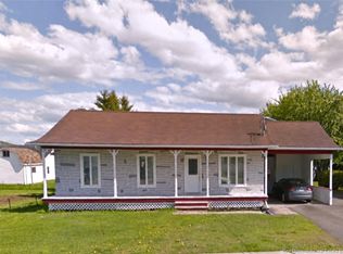 53 Grondin St, Edmundston, NB E7B1J7