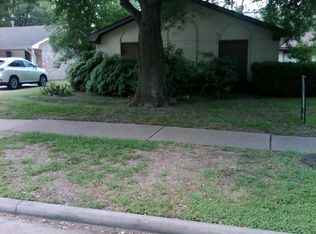 12402 Whittington Dr, Houston, TX 77077