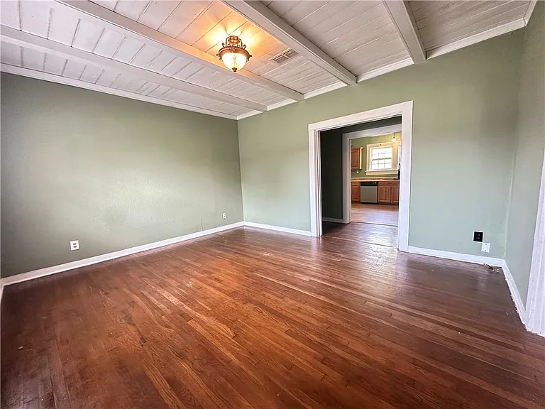 131 Dell Ave — Photo 7