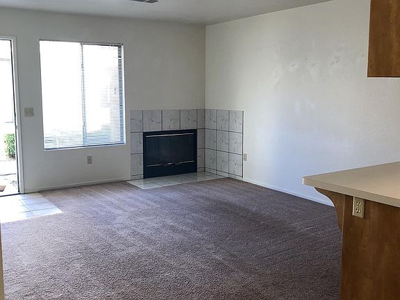 4th image of 8706 Lyn River Ct APT B