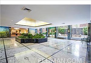 2nd image of 360 E 72nd St APT A207