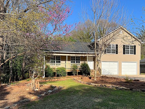 2nd image of 178 Arrowhead Dr