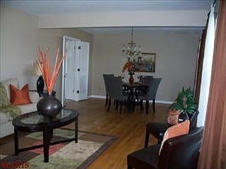 4940 Theiss Rd, Saint Louis, MO 63128 | Zillow