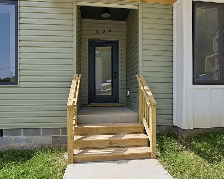 427 Ankara Ct — Photo 2