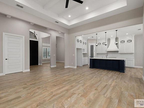 3rd image of 23962 Julio Ln S