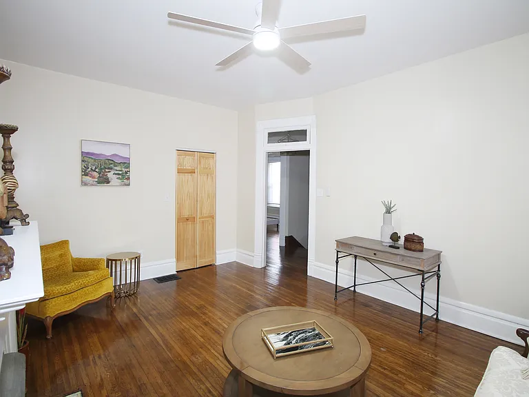 1372 Neil Ave #A — Photo 5