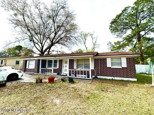 2834 GOLDENROD Circle E, Jacksonville, FL 32246