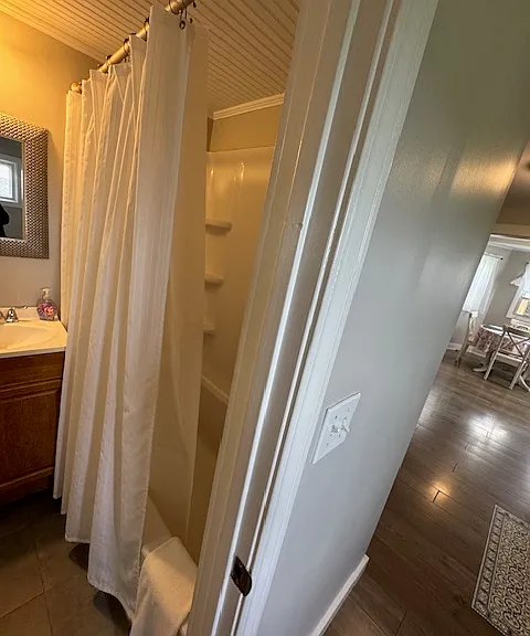 10 Jones Creek Dr — Photo 6