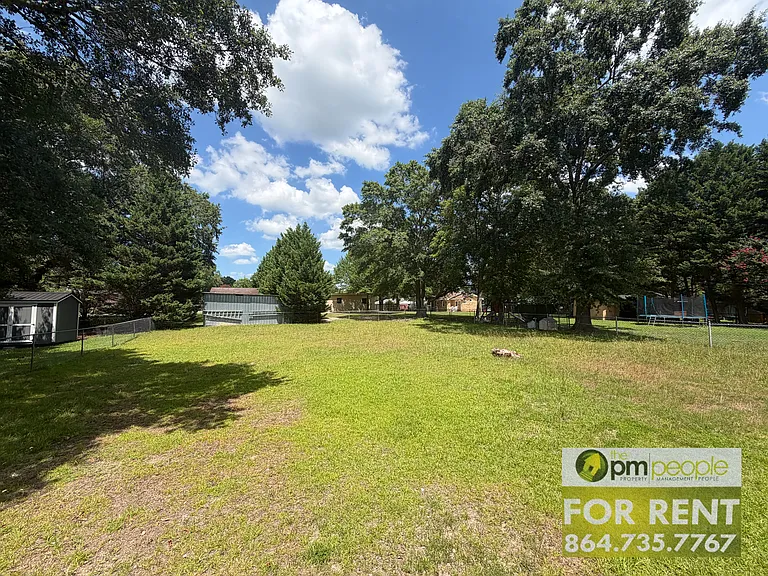 111 Westwood Dr — Photo 11