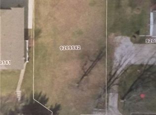 Maple St W, North Canton, OH 44720