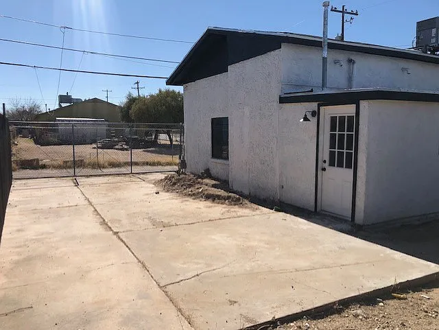 1213 S 9th Ave — Photo 15