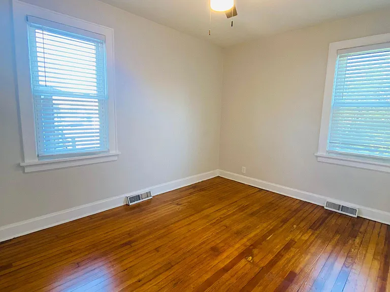 64 Kessler Pl #1 — Photo 7
