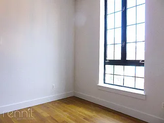 Rented by Rennit Inc.