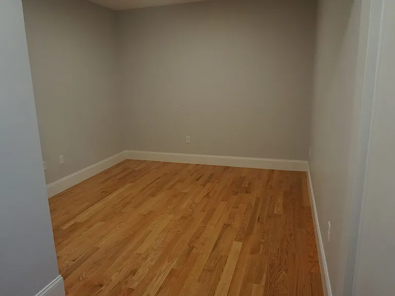 12 Murdock St #4 — Photo 10