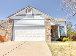 19895 E Villanova Dr, Aurora, CO 80013