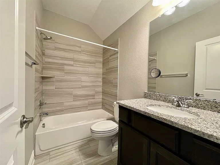 10206 Peytons Grace Ln — Photo 35