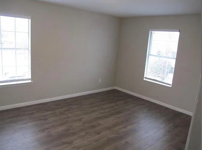 2 bed, 1.5 bath, 1032 sqft, $1,395 — Photo 4