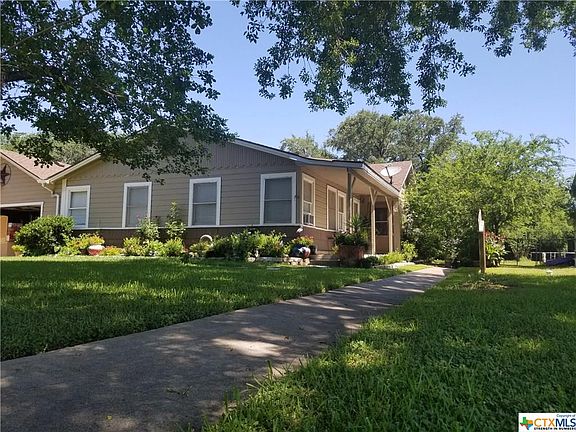 2nd image of 1002 Lawndale Ave