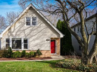163 S Ellyn Ave, Glen Ellyn, IL 60137