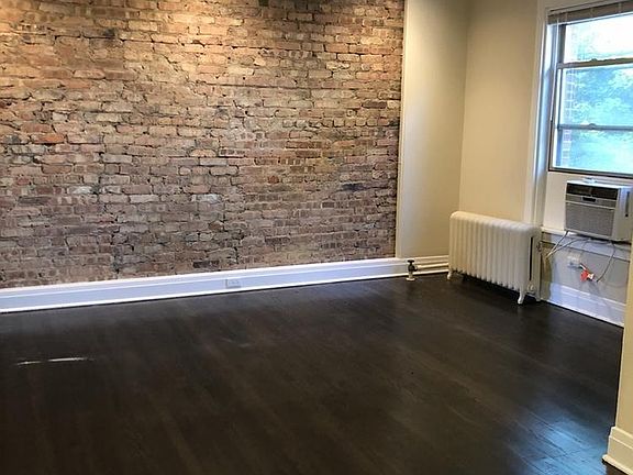 3rd image of 915 W Schubert Ave #1624