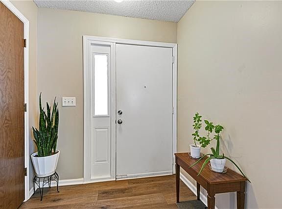 2nd image of 12143 Charlotte St
